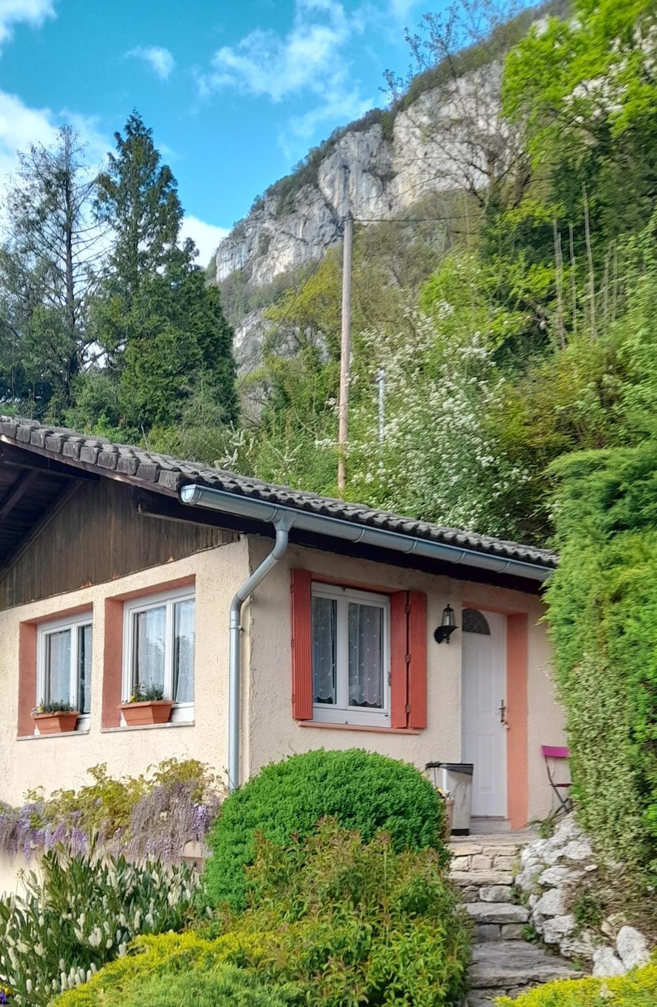 Lacustra Chindrieux Esterno foto